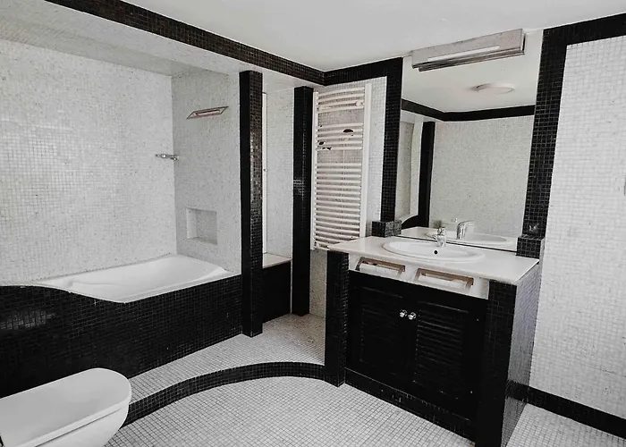 Soar L Saldanha L Iconic Premium Climate Comfort In Vibrant Saldanha Near Eduardo Vii Park Pensjonat 3*